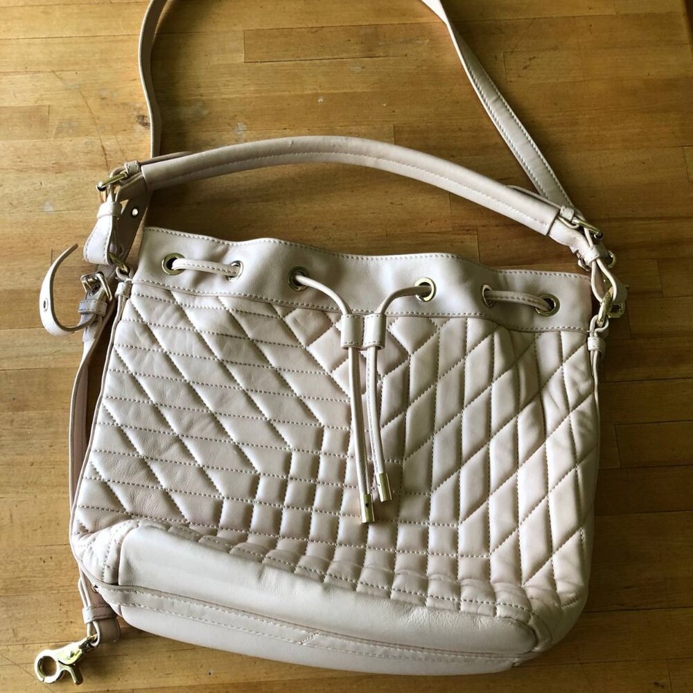 Badgley Mischka Cream With Hint of Pink Quilted Leather Bucket Bag - Picture 5 of 15